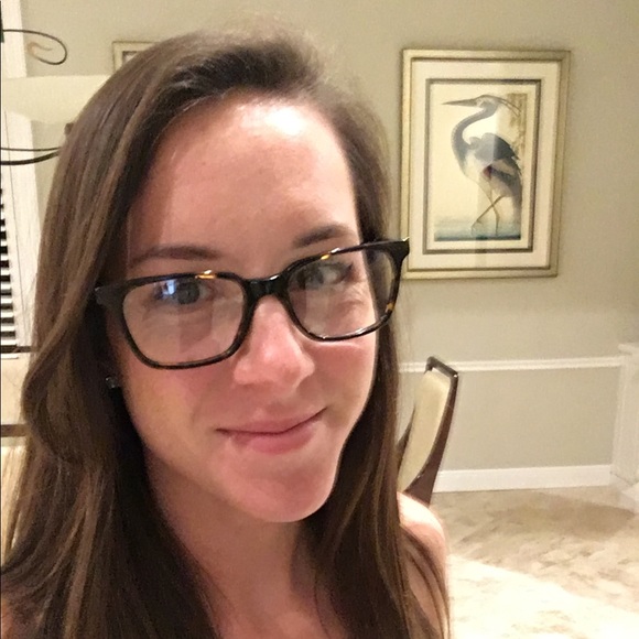 Meet your Posher, Sarah - Picture 1 of 1